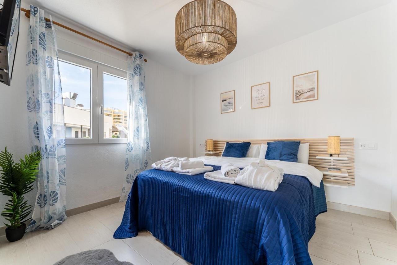 Sea View 2 Bedroom Apartment 2 Min Away From The Beach Torremolinos Bagian luar foto