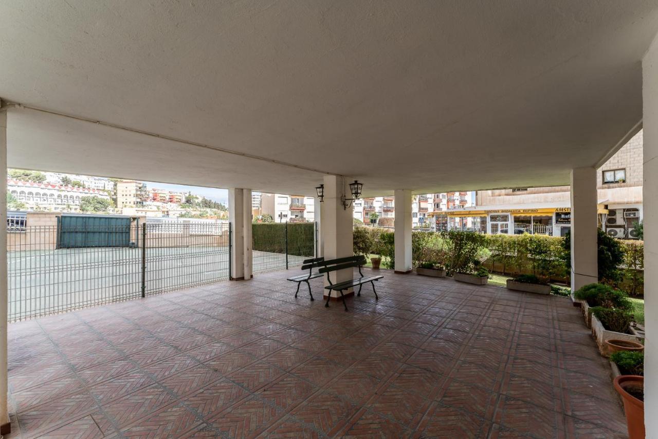 Sea View 2 Bedroom Apartment 2 Min Away From The Beach Torremolinos Bagian luar foto